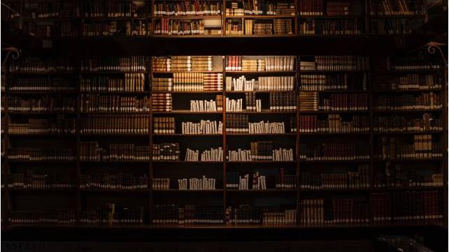 Vista de la muestra temporal interviniendo la Biblioteca