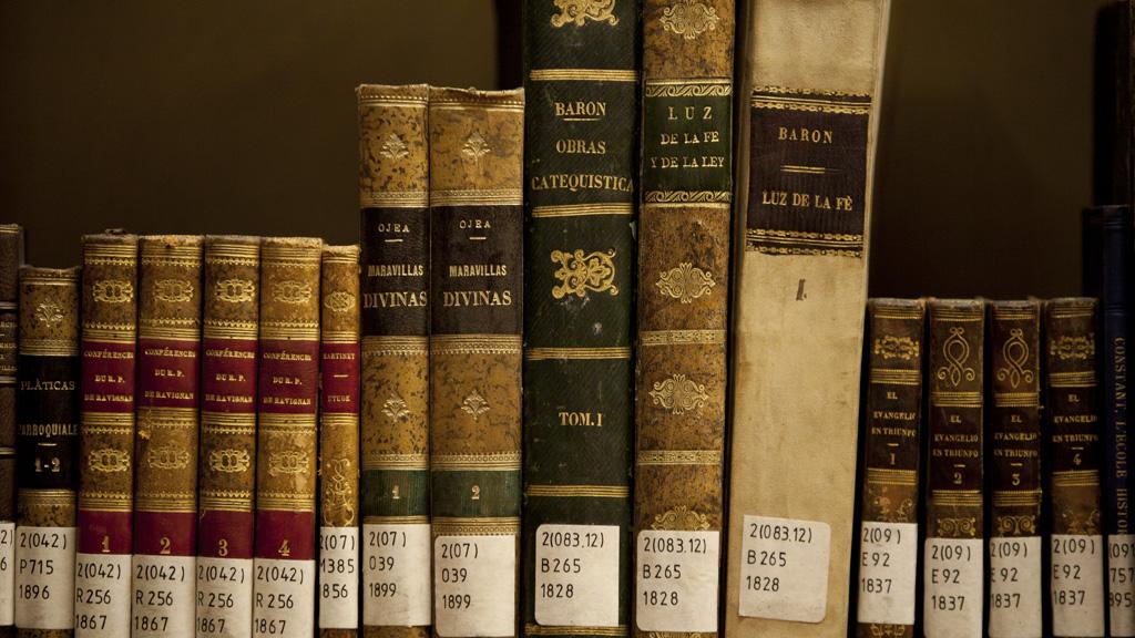 Biblioteca Patrimonial Recoleta Dominica