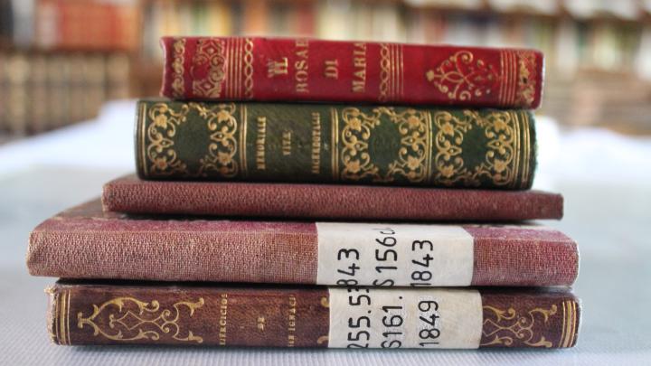 Algunos de los libros que se presentaron en la exposición