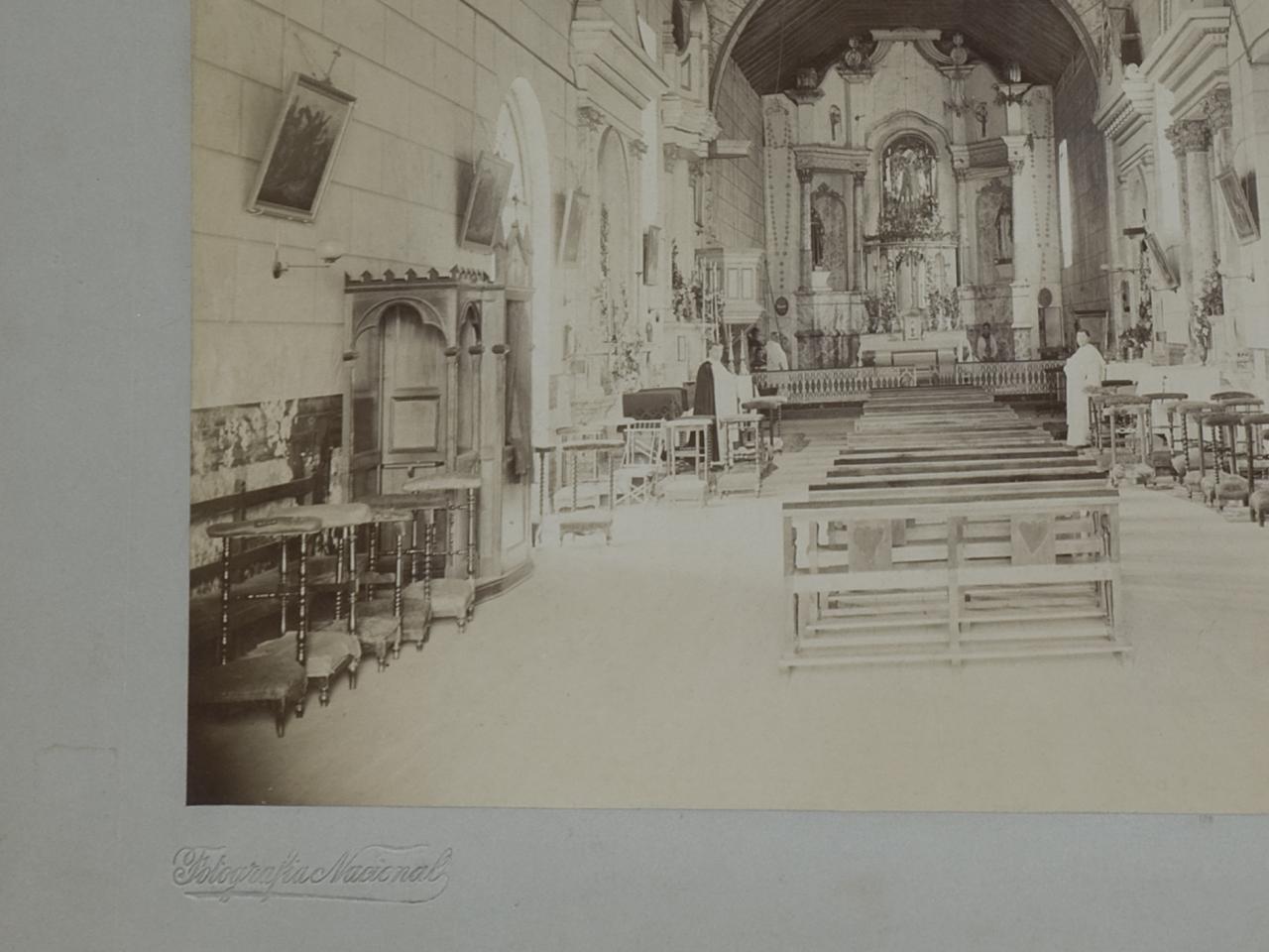 Interior de la Sacristía de la Recoleta Dominica