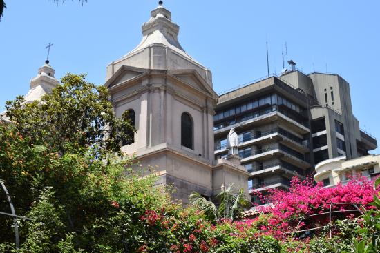 Iglesia Santo Domingo desde el claustro