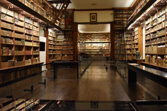 Sala Vicente González