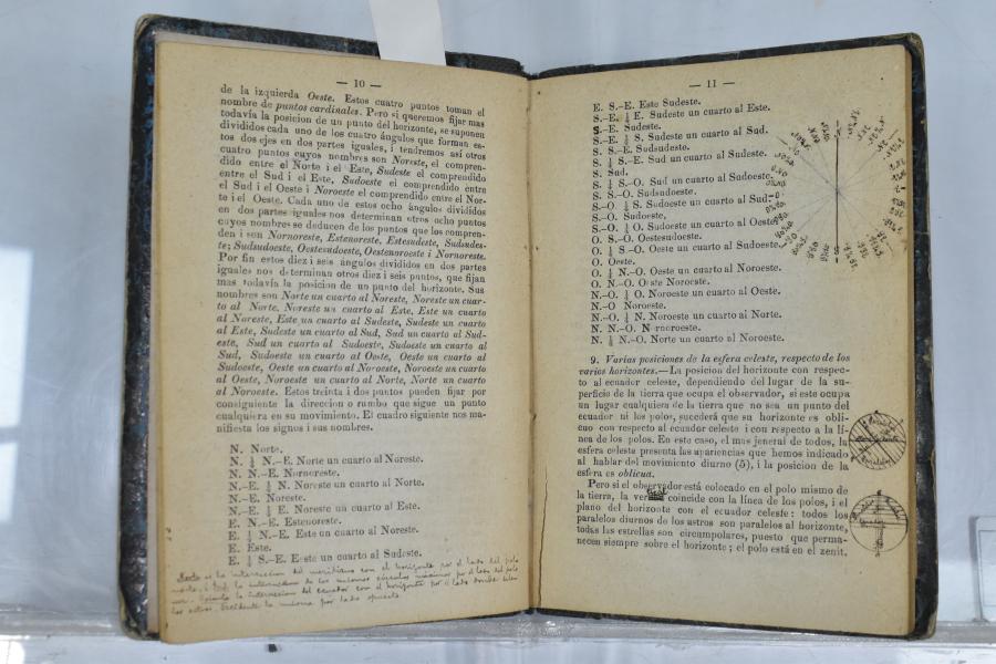 Elementos de cosmografía arreglados al programa de la univ/ersidad, obra aprobada por la Universidad de Chile para testo de enseñanza en los colejios de la República (1866)