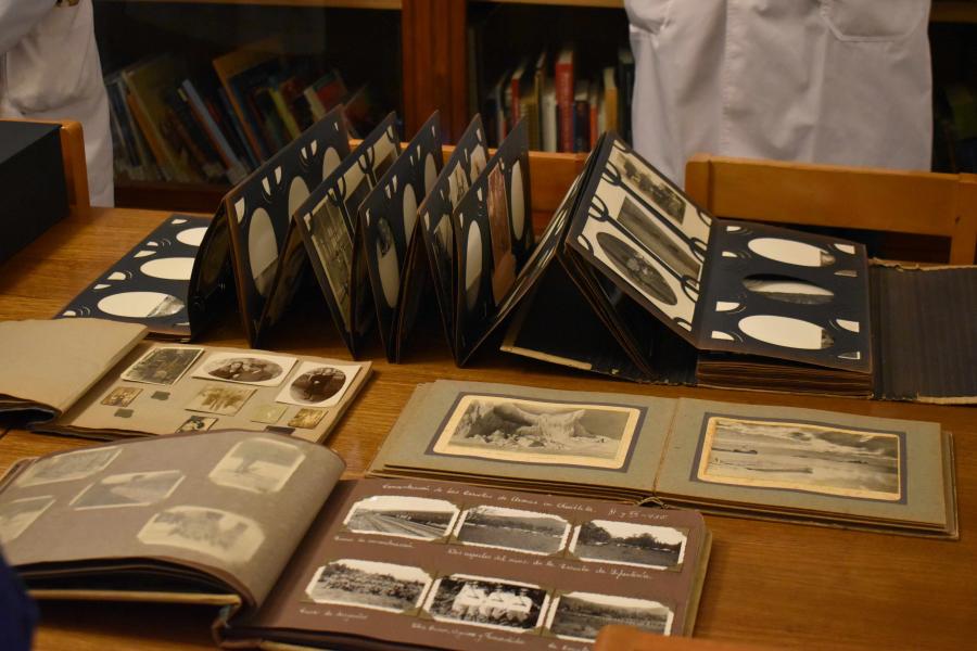 Álbum de la Biblioteca Nacional