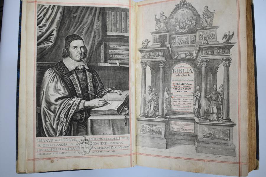 Biblia políglota